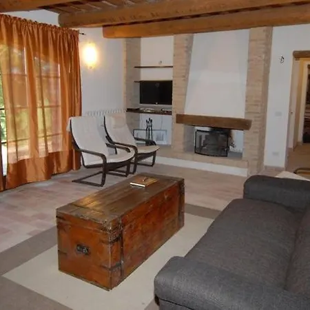 Gualdo Sleeps 8 Pool Wifi Villa *